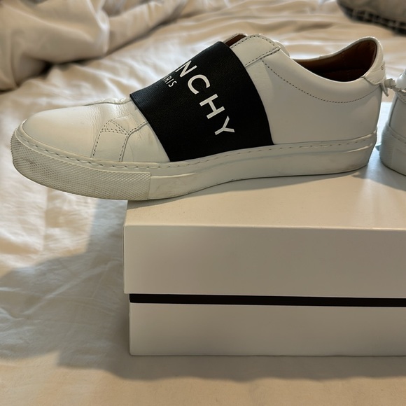 Givenchy Urban Street Sneaker - Picture 8 of 12